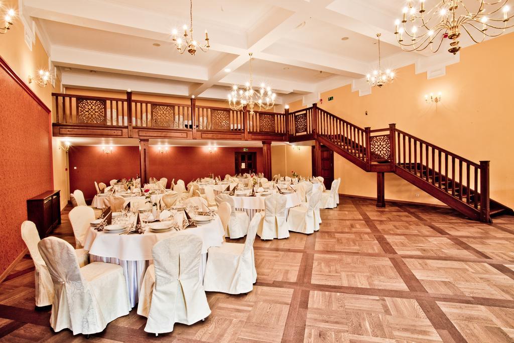 Hotel Stara Szmergielnia Бельско-Бяла Экстерьер фото