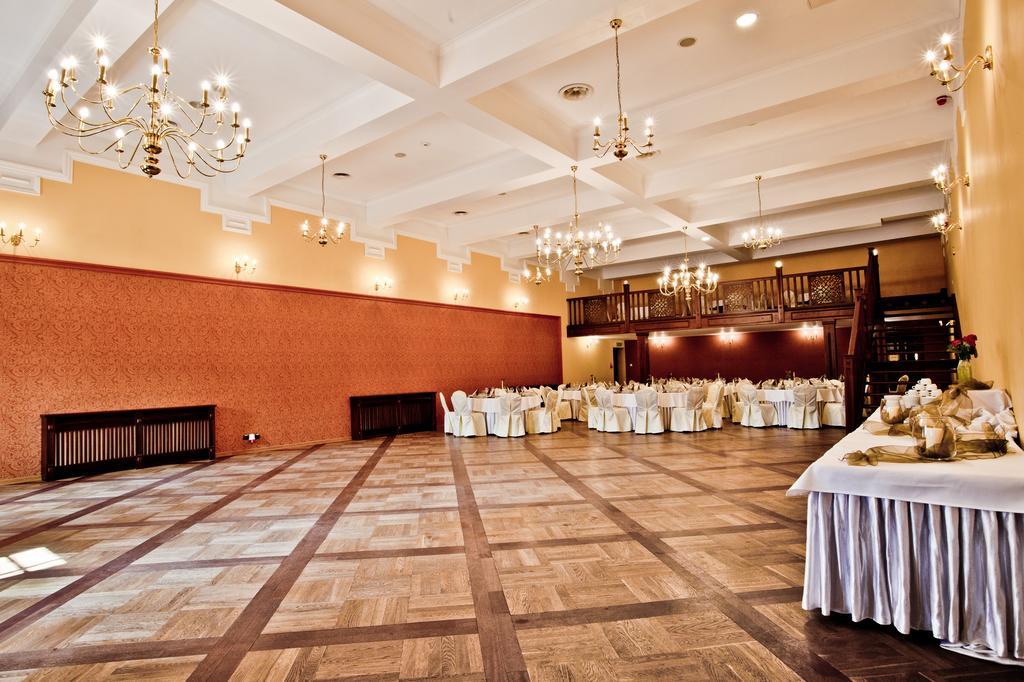 Hotel Stara Szmergielnia Бельско-Бяла Экстерьер фото