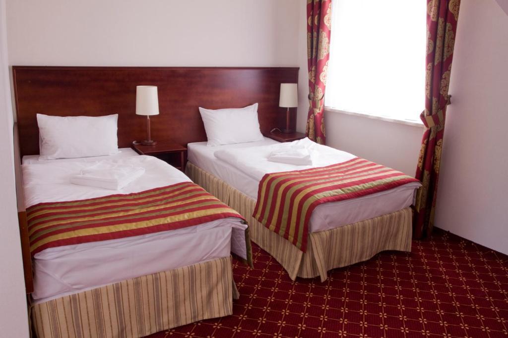 Hotel Stara Szmergielnia Бельско-Бяла Номер фото